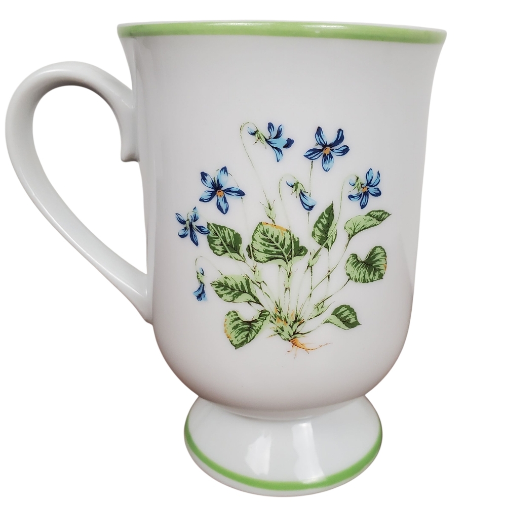 Royal Domino Collection Spring Violet Porcelain Mug. Made in Japan. - Picture 2 of 6